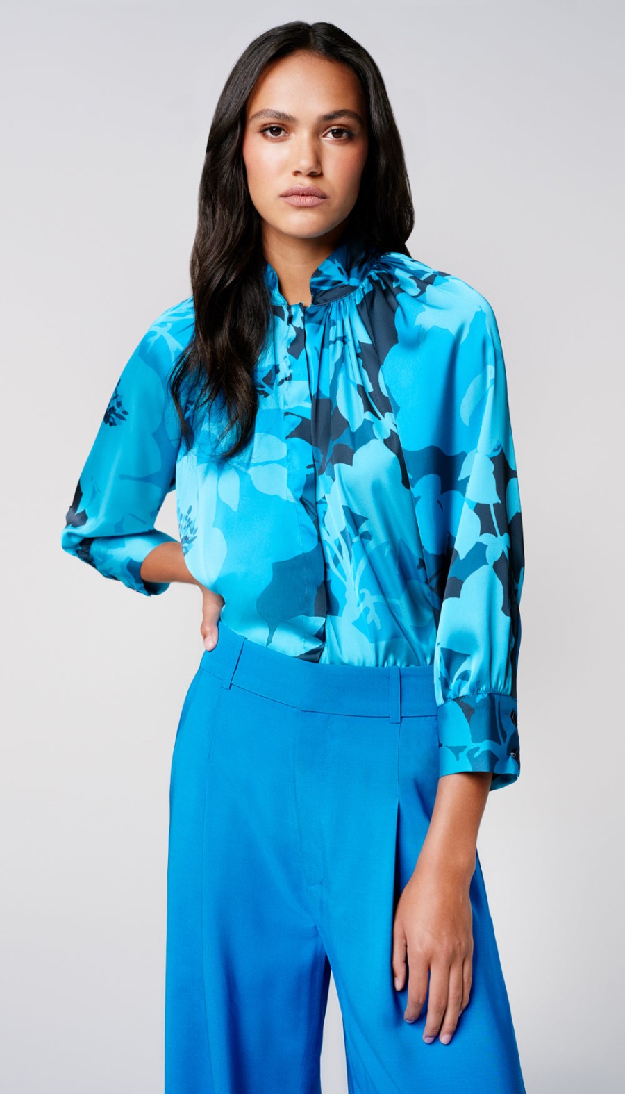 ShopSmythe Gathered Blouse | Tops